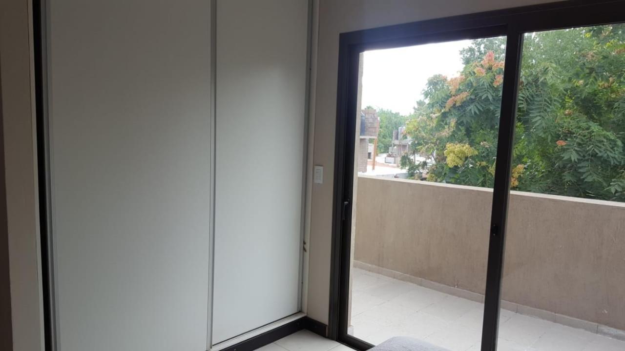 Departamento En Complejo Las Lilas Mendoza Apartment Luaran gambar