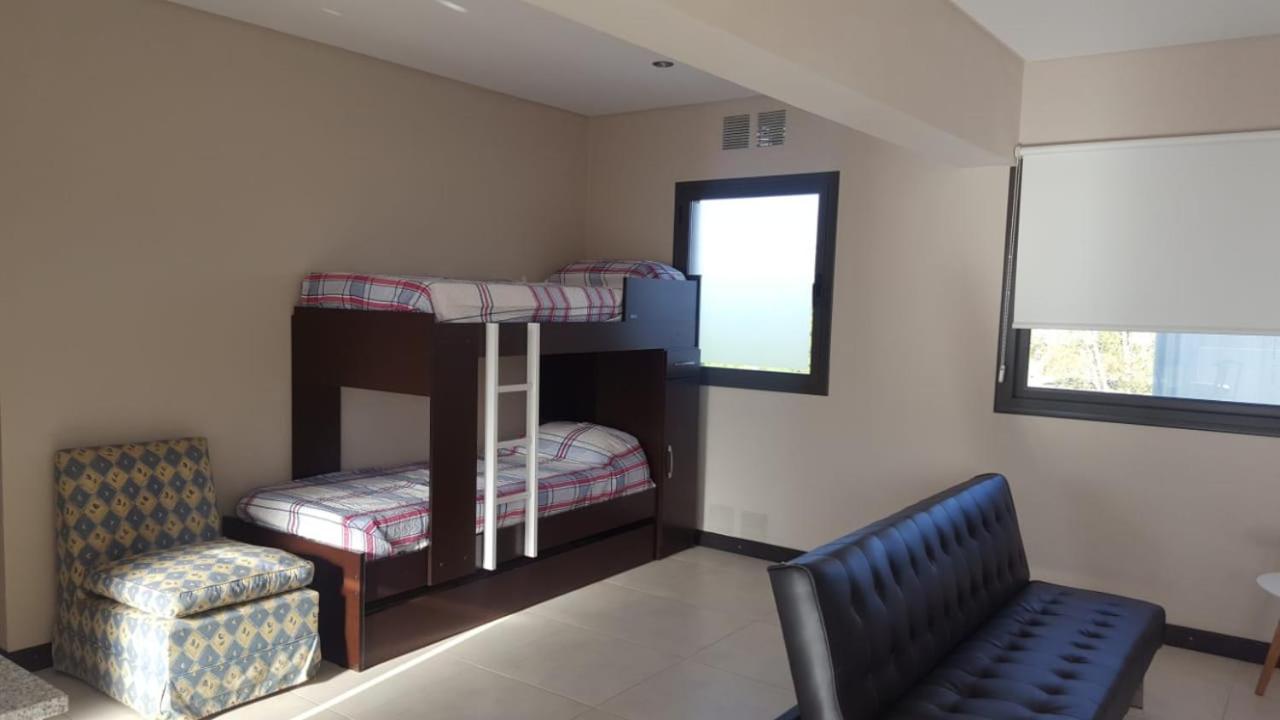 Departamento En Complejo Las Lilas Mendoza Apartment Luaran gambar